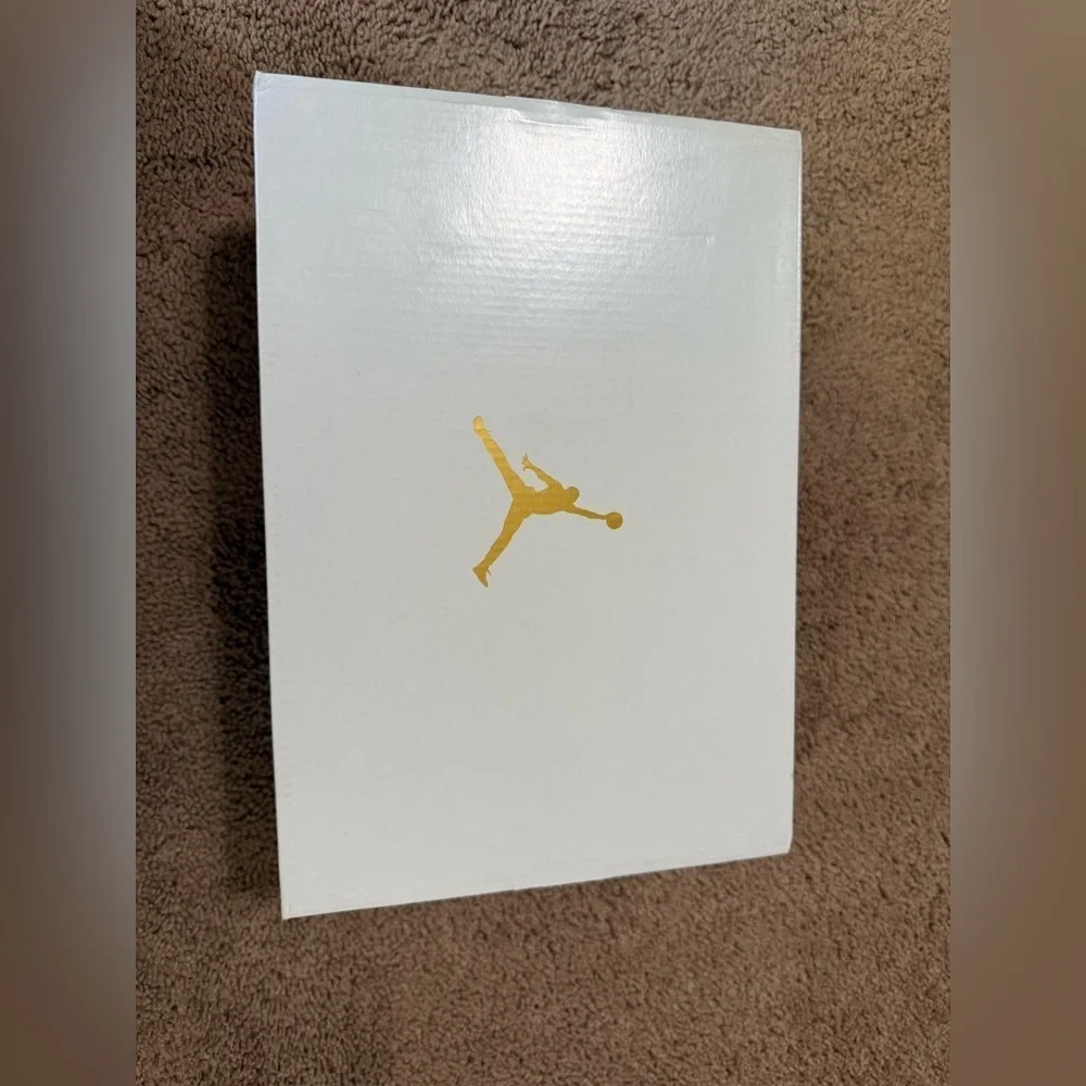 Nike Women's Air Jordan 1 Mid Pure Platinum/Sky J Mauve-Sail (BQ6472) size 6.5 - Picture 6 of 10